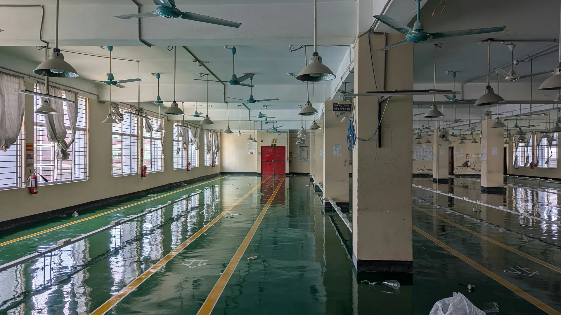 urethane food-grade concrete floor in a Regina wash bay