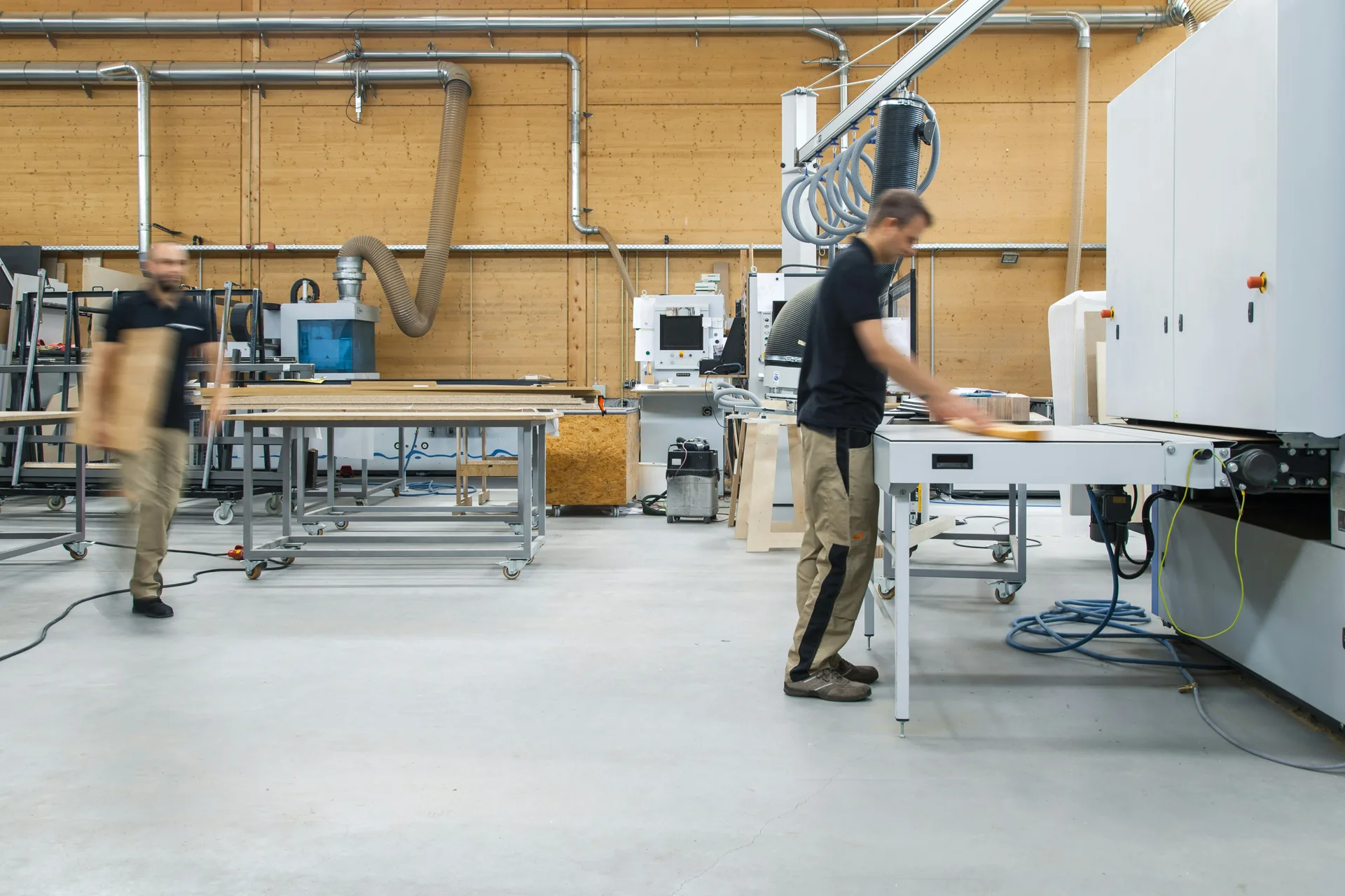 controlled-environment epoxy floor at a Regina light-industrial facility